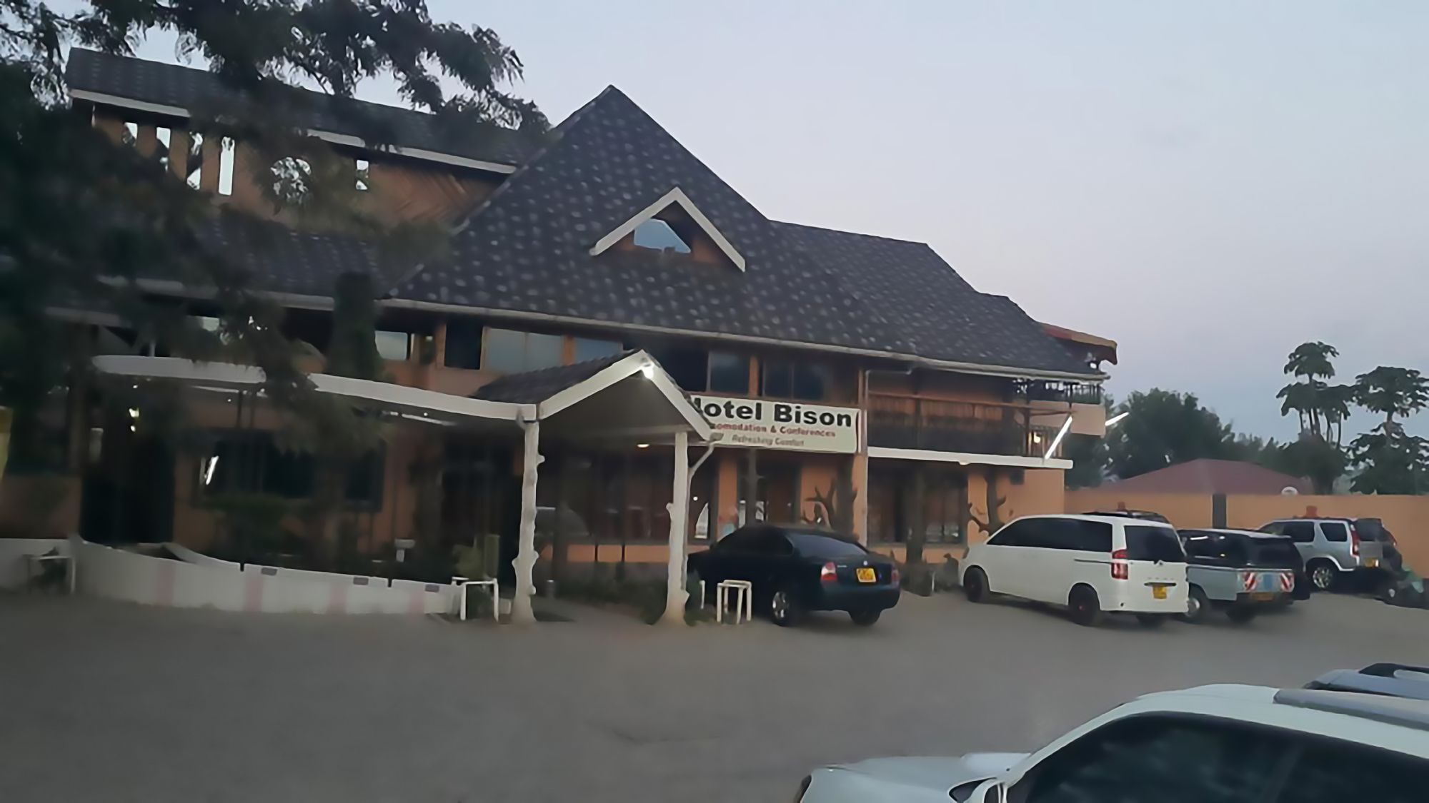 Bison Hotel Nakuru Exteriör bild